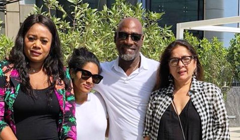 Vivek Mehra’s wife Neena Gupta with his stepdaughter, Masaba Gupta, and Neena Gupta’s ex-boyfriend Vivian Richards