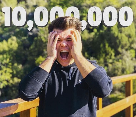 Jelle Van Vucht hit 10 million subscribers on December 17 2018